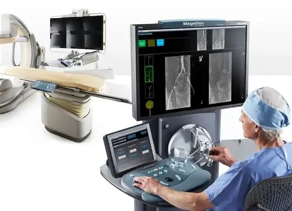 径技·第102期|机器人辅助颈动脉支架置入术：安全性和可行性研究
